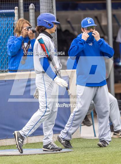 Thumbnail 1 in Omaha Westside vs. Lincoln East photogallery.
