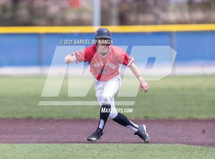 Thumbnail 2 in Omaha Westside vs. Lincoln East photogallery.