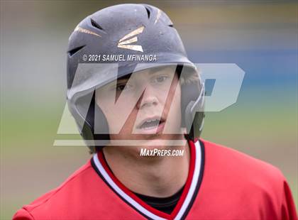 Thumbnail 3 in Omaha Westside vs. Lincoln East photogallery.