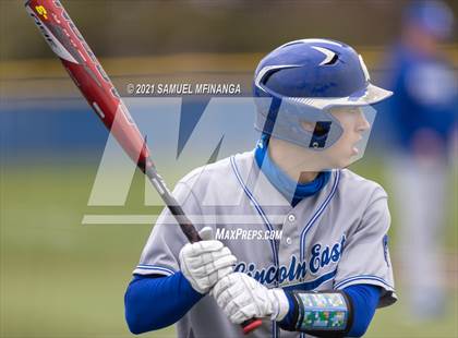 Thumbnail 2 in Omaha Westside vs. Lincoln East photogallery.