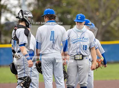 Thumbnail 3 in Omaha Westside vs. Lincoln East photogallery.