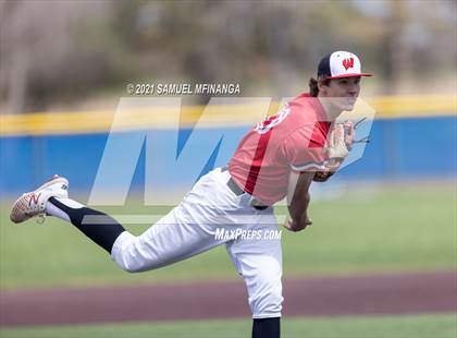 Thumbnail 1 in Omaha Westside vs. Lincoln East photogallery.
