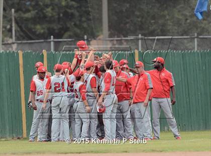 Thumbnail 1 in Central Catholic vs Ascension Catholic (LHSAA 1A Quarterfinal) photogallery.