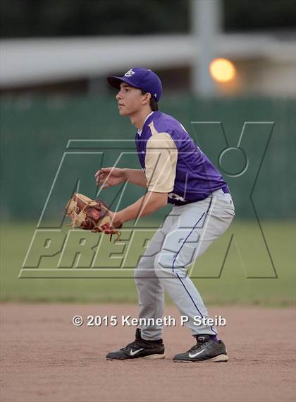 Thumbnail 1 in Central Catholic vs Ascension Catholic (LHSAA 1A Quarterfinal) photogallery.