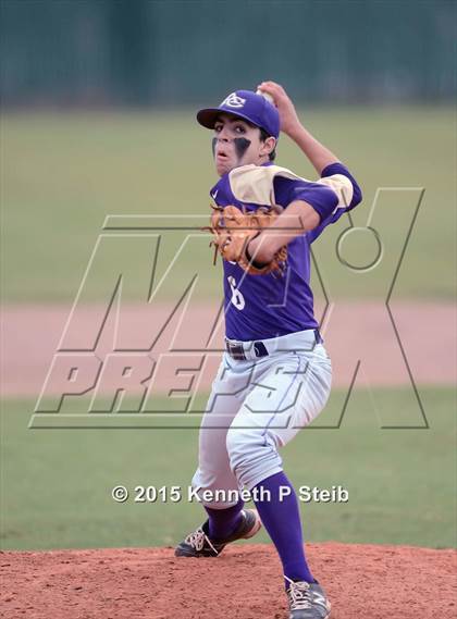 Thumbnail 3 in Central Catholic vs Ascension Catholic (LHSAA 1A Quarterfinal) photogallery.