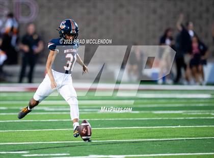 Thumbnail 3 in Rowlett vs Sachse photogallery.