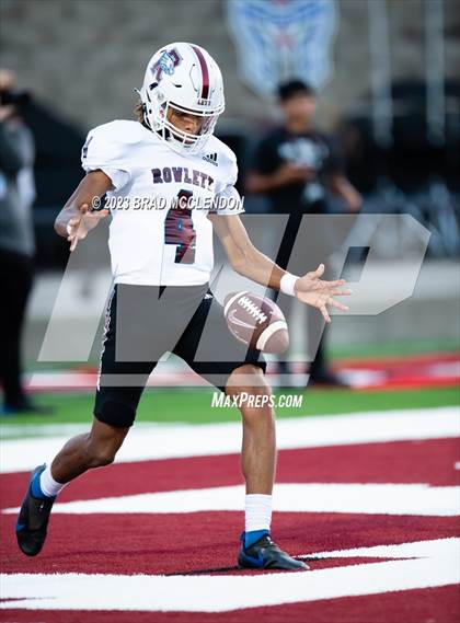 Thumbnail 2 in Rowlett vs Sachse photogallery.