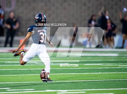 Thumbnail 1 in Rowlett vs Sachse photogallery.