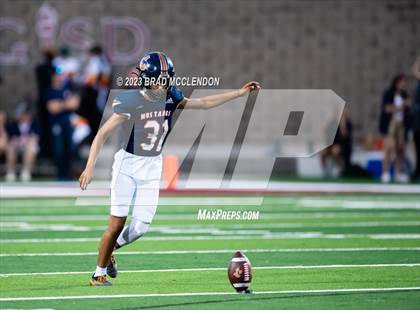 Thumbnail 2 in Rowlett vs Sachse photogallery.