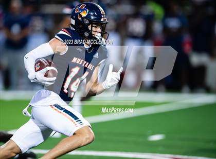Thumbnail 3 in Rowlett vs Sachse photogallery.