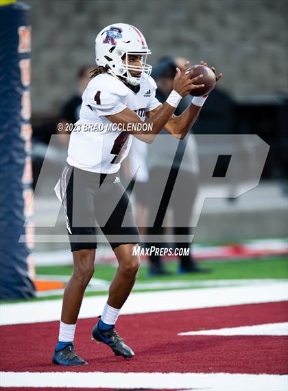 Thumbnail 1 in Rowlett vs Sachse photogallery.