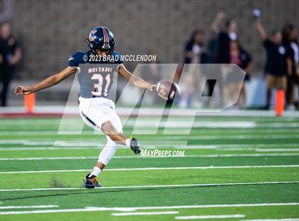 Thumbnail 3 in Rowlett vs Sachse photogallery.