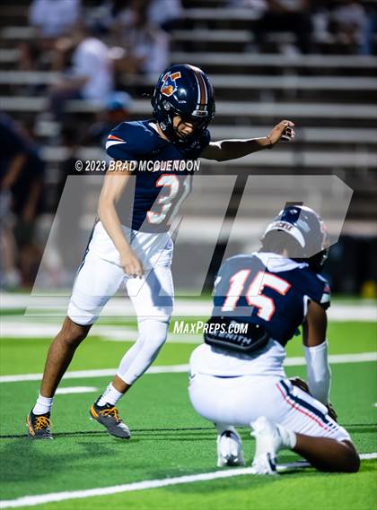 Thumbnail 3 in Rowlett vs Sachse photogallery.