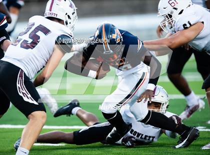 Thumbnail 1 in Rowlett vs Sachse photogallery.