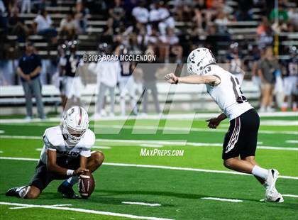 Thumbnail 2 in Rowlett vs Sachse photogallery.