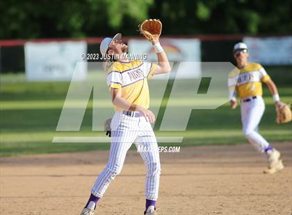 Thumbnail 3 in Fouke @ Glen Rose photogallery.
