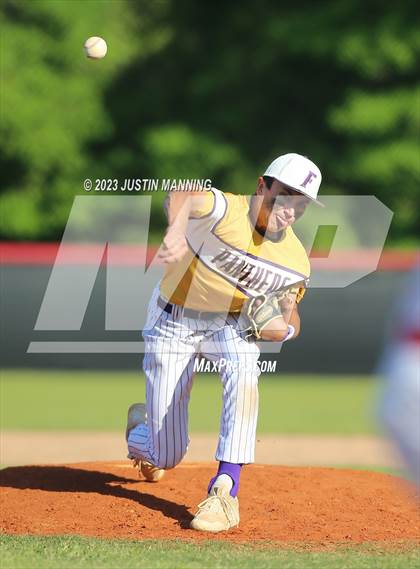 Thumbnail 1 in Fouke @ Glen Rose photogallery.