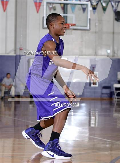Thumbnail 1 in Sacramento vs. Kennedy (St. Hope Elite Classic) photogallery.