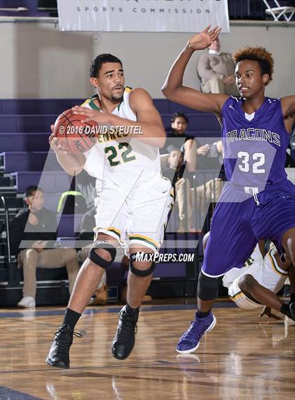 Thumbnail 2 in Sacramento vs. Kennedy (St. Hope Elite Classic) photogallery.