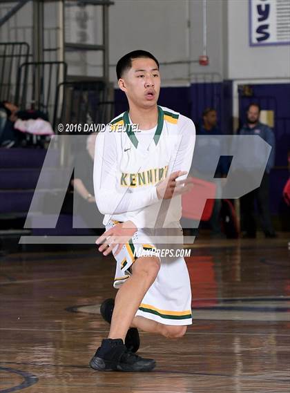 Thumbnail 3 in Sacramento vs. Kennedy (St. Hope Elite Classic) photogallery.