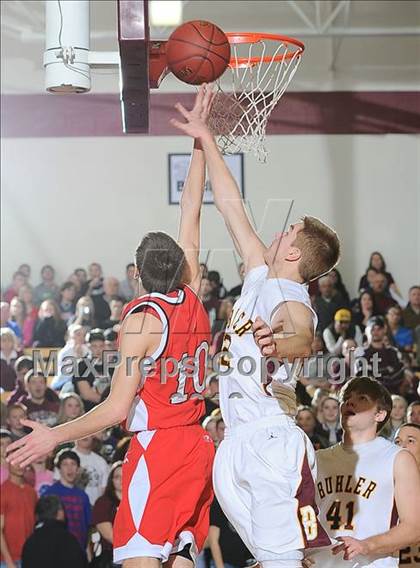 Thumbnail 2 in Buhler vs. McPherson (KSHSAA 4A Substate Final) photogallery.