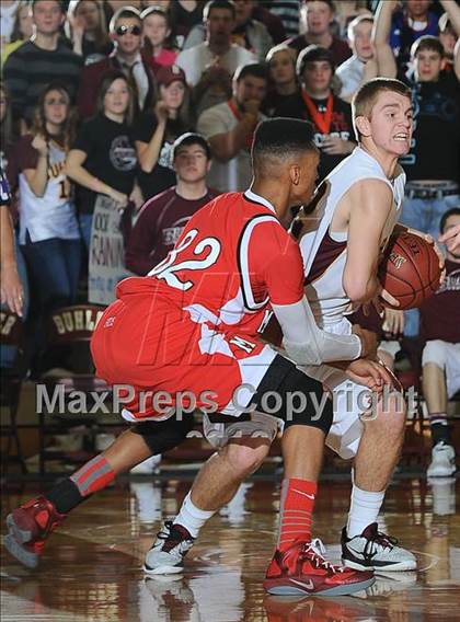 Thumbnail 2 in Buhler vs. McPherson (KSHSAA 4A Substate Final) photogallery.
