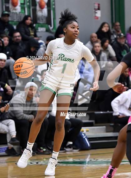 Thumbnail 1 in Centennial vs. St. Mary's (St. Mary's MLK Showcase) photogallery.