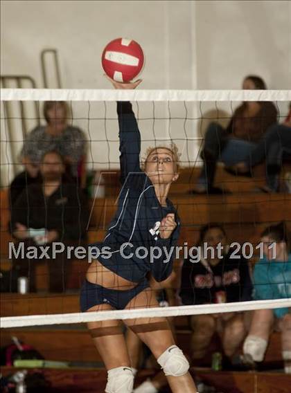 Thumbnail 3 in Ripon @ Modesto Christian photogallery.