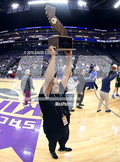 Thumbnail 3 in Ribet Academy vs. Immanuel (CIF State D4 Final) photogallery.