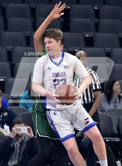 Thumbnail 3 in Ribet Academy vs. Immanuel (CIF State D4 Final) photogallery.
