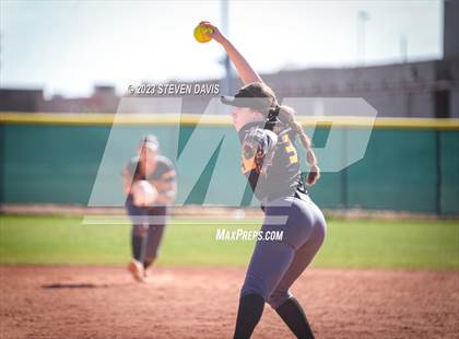 Thumbnail 1 in Mesa vs  McClintock photogallery.