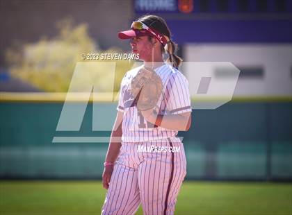 Thumbnail 3 in Mesa vs  McClintock photogallery.