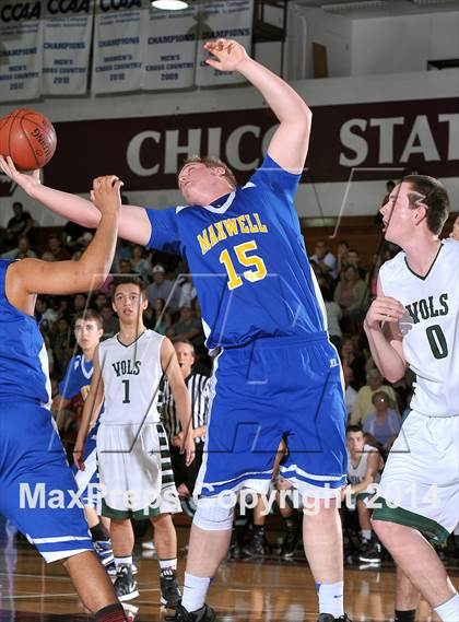Thumbnail 2 in Maxwell vs. Chster (CIF NS D6 Final) photogallery.