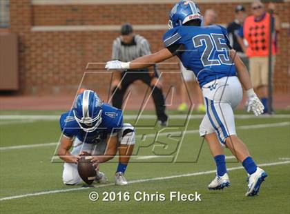Thumbnail 3 in Farmington vs. Walled Lake Western  photogallery.