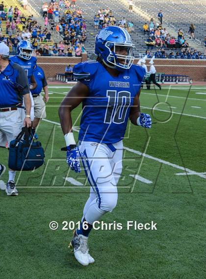 Thumbnail 2 in Farmington vs. Walled Lake Western  photogallery.