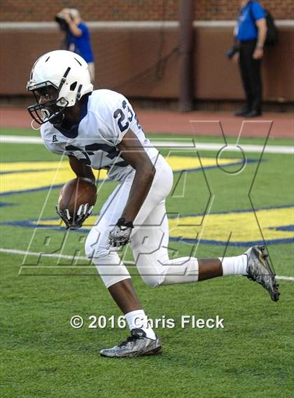 Thumbnail 2 in Farmington vs. Walled Lake Western  photogallery.