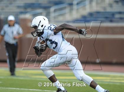 Thumbnail 2 in Farmington vs. Walled Lake Western  photogallery.