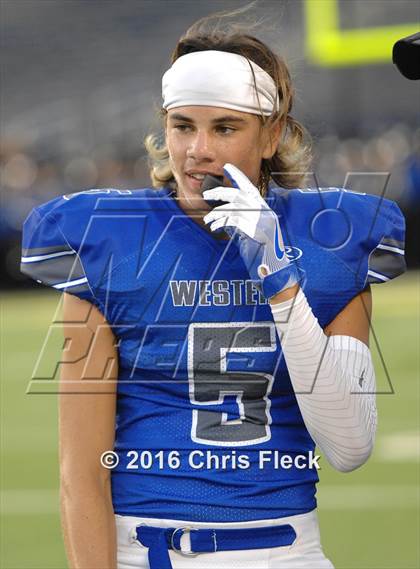 Thumbnail 2 in Farmington vs. Walled Lake Western  photogallery.