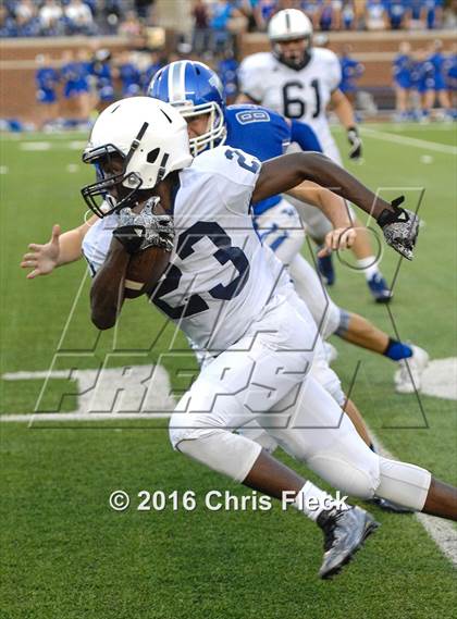 Thumbnail 3 in Farmington vs. Walled Lake Western  photogallery.