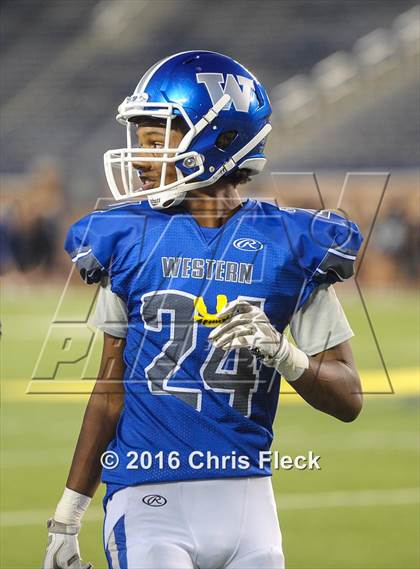 Thumbnail 1 in Farmington vs. Walled Lake Western  photogallery.