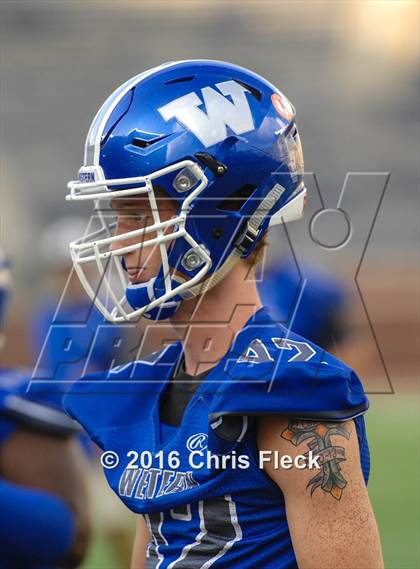 Thumbnail 3 in Farmington vs. Walled Lake Western  photogallery.