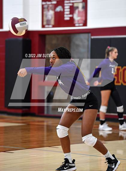 Thumbnail 2 in Thorndale vs Thrall photogallery.