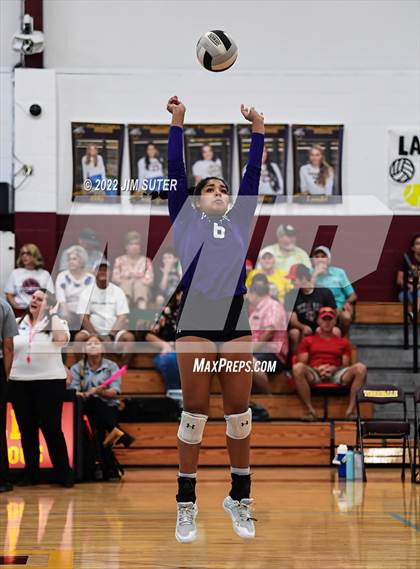 Thumbnail 3 in Thorndale vs Thrall photogallery.
