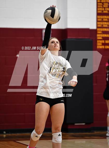 Thumbnail 3 in Thorndale vs Thrall photogallery.