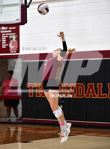 Thumbnail 1 in Thorndale vs Thrall photogallery.
