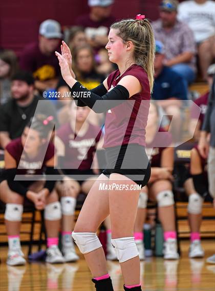 Thumbnail 1 in Thorndale vs Thrall photogallery.