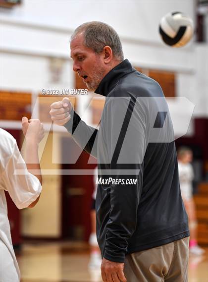 Thumbnail 1 in Thorndale vs Thrall photogallery.