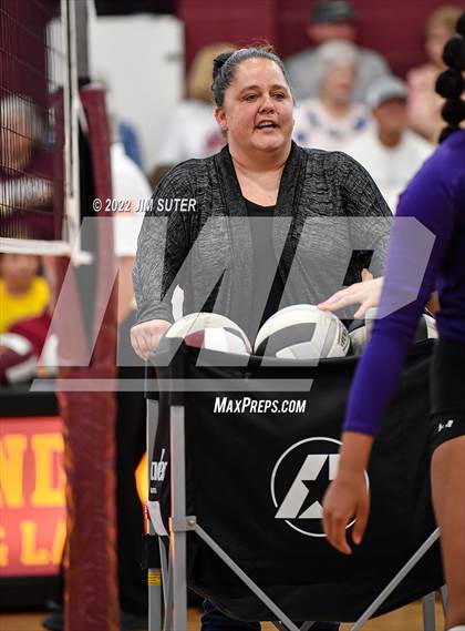 Thumbnail 1 in Thorndale vs Thrall photogallery.