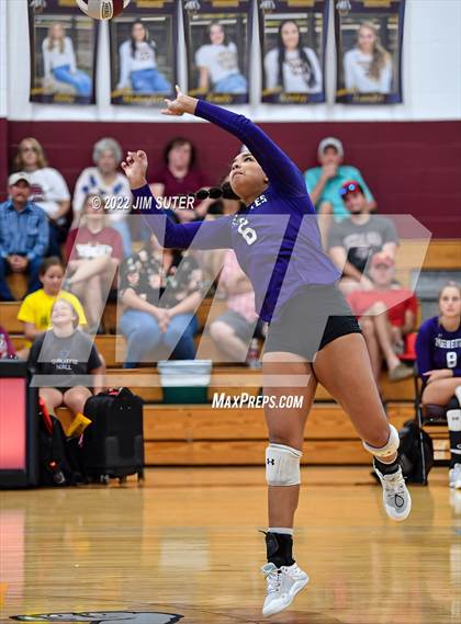 Thumbnail 3 in Thorndale vs Thrall photogallery.