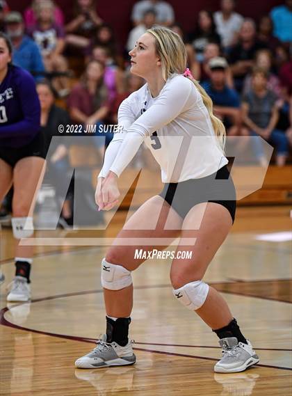 Thumbnail 2 in Thorndale vs Thrall photogallery.